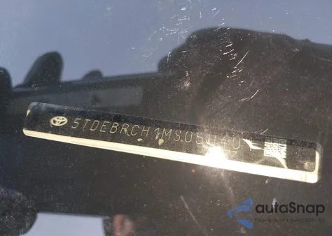 2021 Toyota Highlander Hybrid Platinum z USA, uszkodzony, nr VIN 5TDEBRCH1MS050401